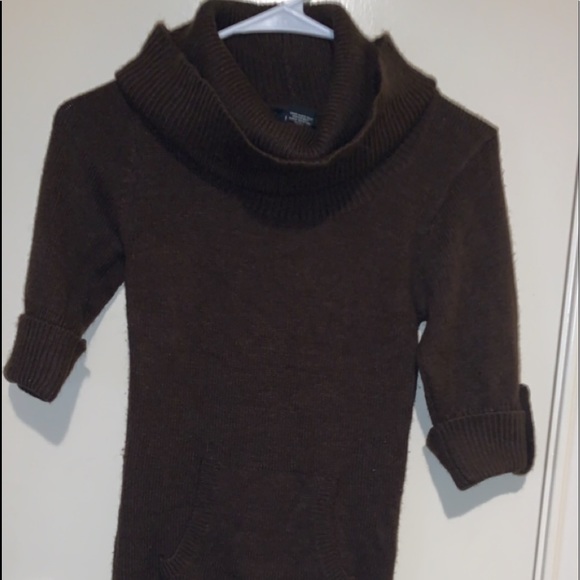 Turtle Neck - Picture 1 of 1